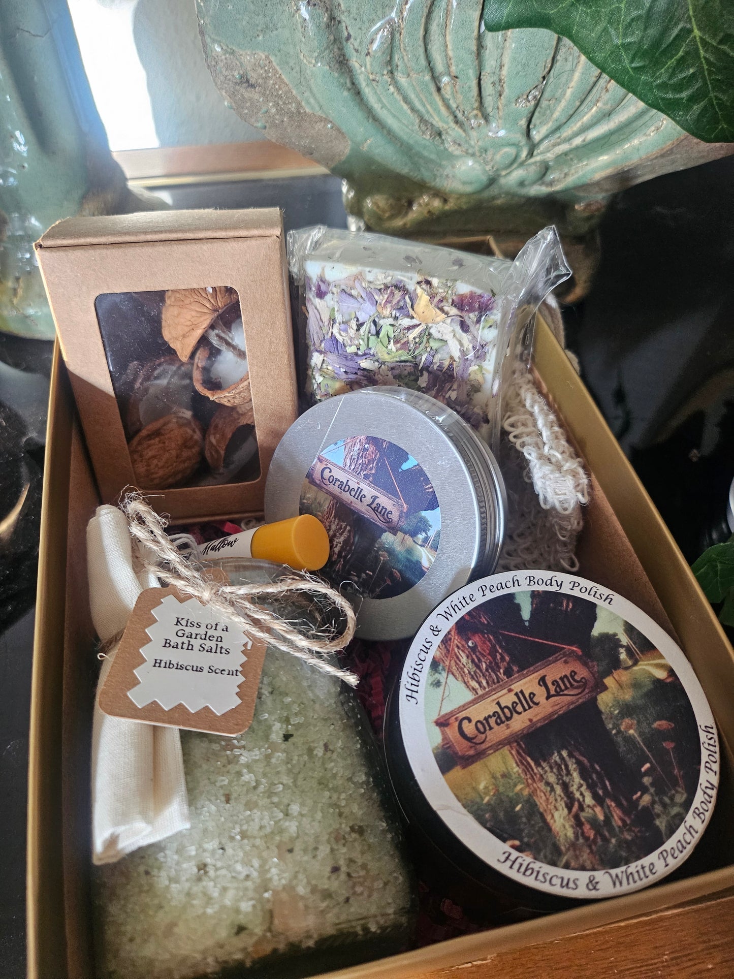 Kiss of a Garden Gift Box